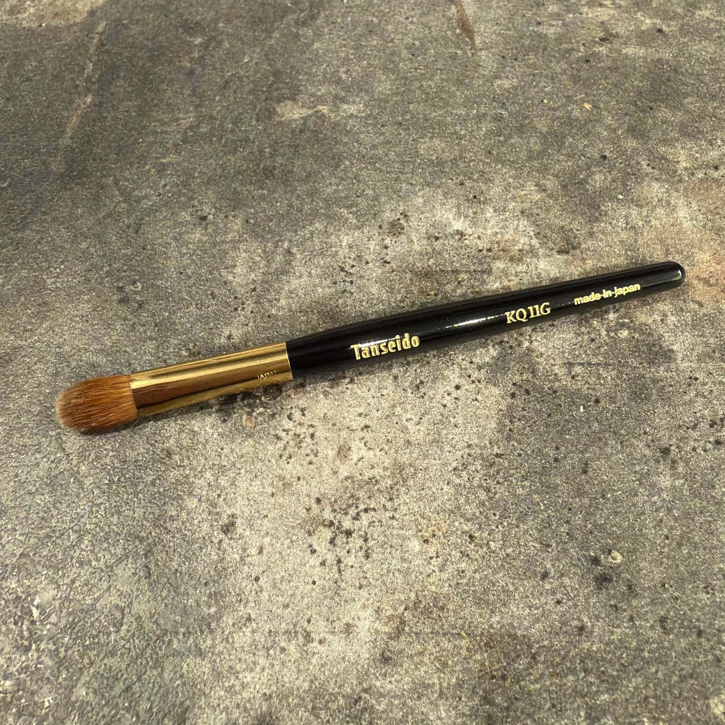Tanseido KQ11G eyeshadow brush ,M size,Kolinsky