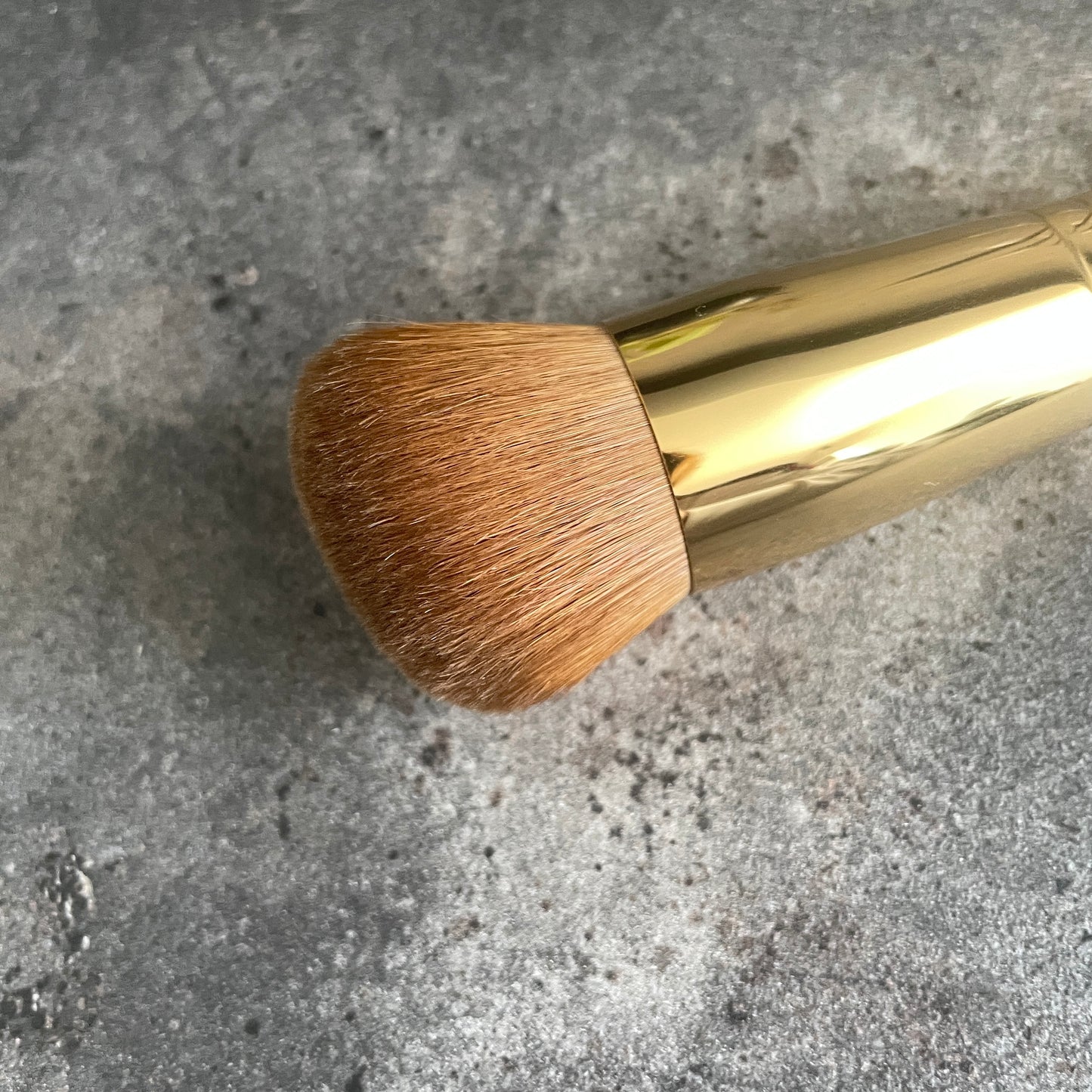 BISYODO bobo collaboration face brush angle kolinsky