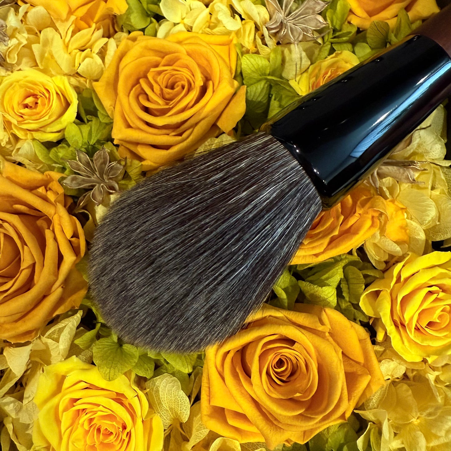 Chikuhodoxbobo face powder brush,jumbo round,gray squirrel mix saikoho,Makie handle owl