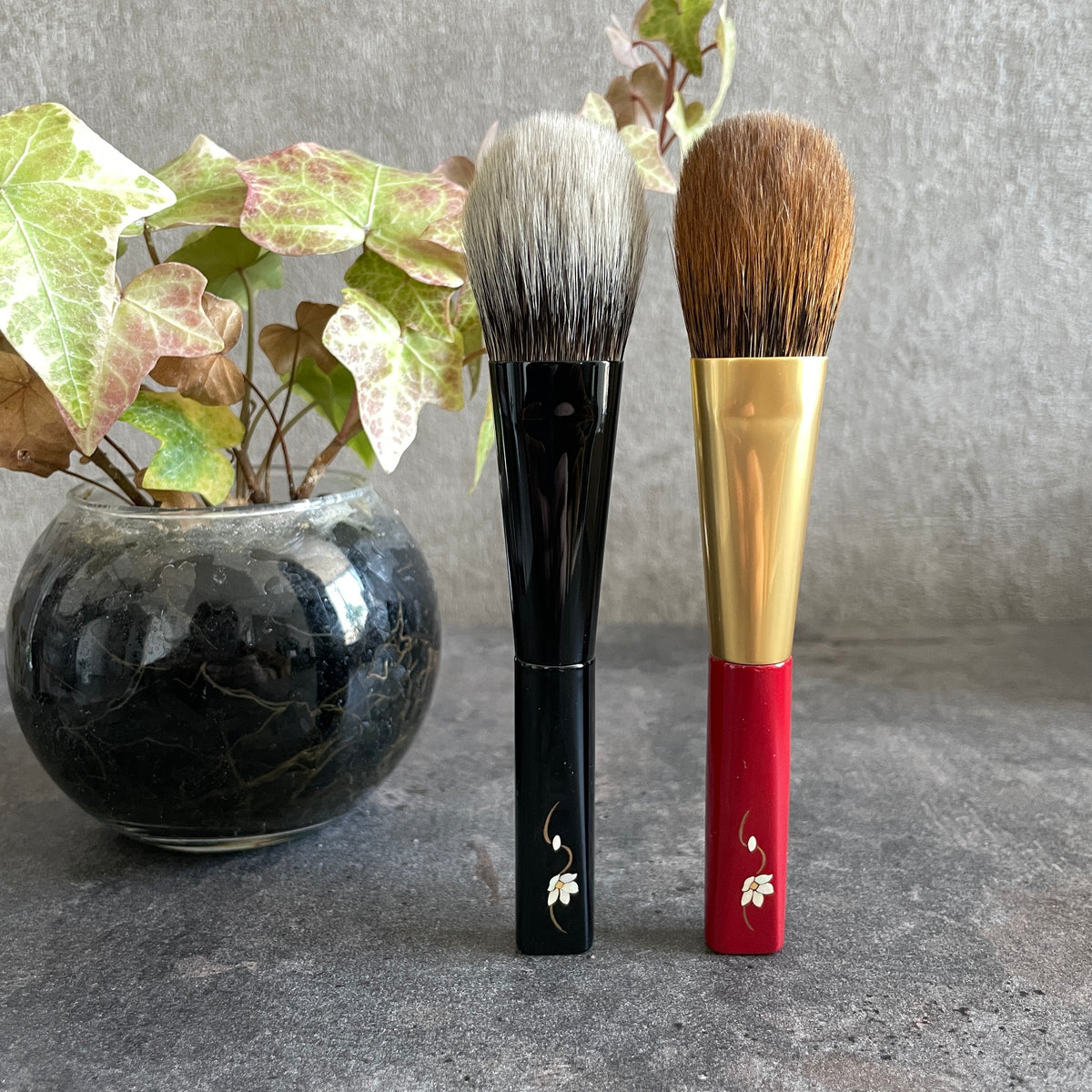 KOYUDO WCS cheek brush,flat round,white Canadian squirrel,by Yoshiki