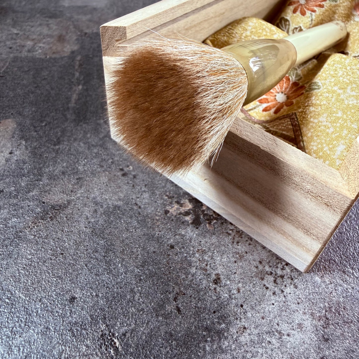 (Custom Order Deposit)Bunshindo Artisan Handmade Awayuki Makeup Brush with Vintage Kolinsky & Vintage Saikoho Hair