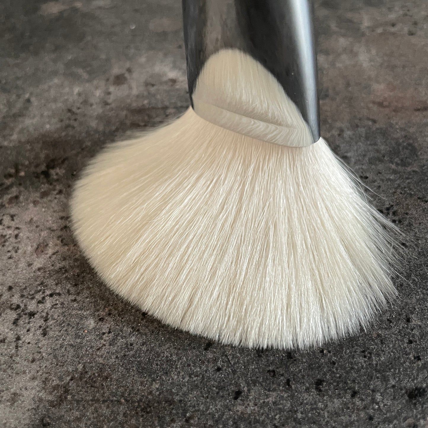 Tanseido make up brush EQ28 powder cheek brush vintage saikoho goat hair