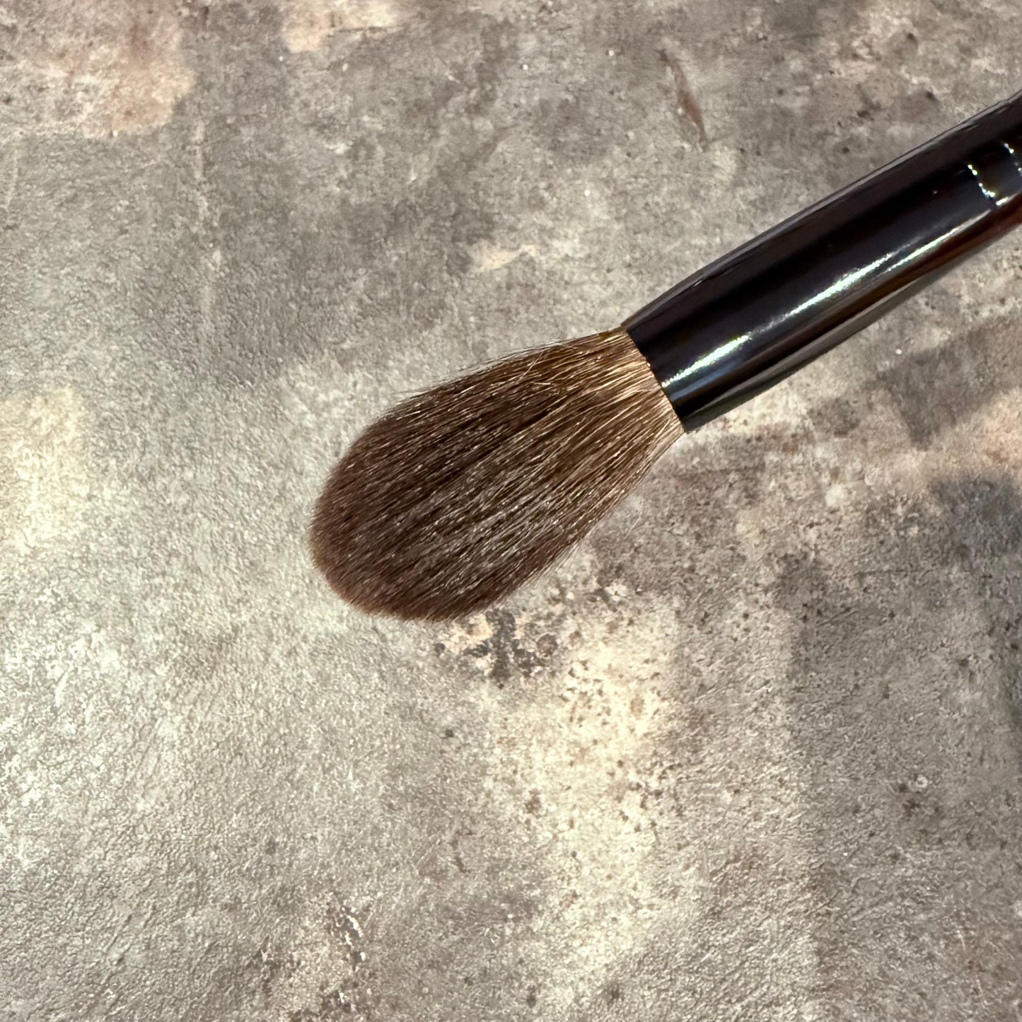 CHIKUHODO outlet makeup brush cheek brush no logo gray squirrel
