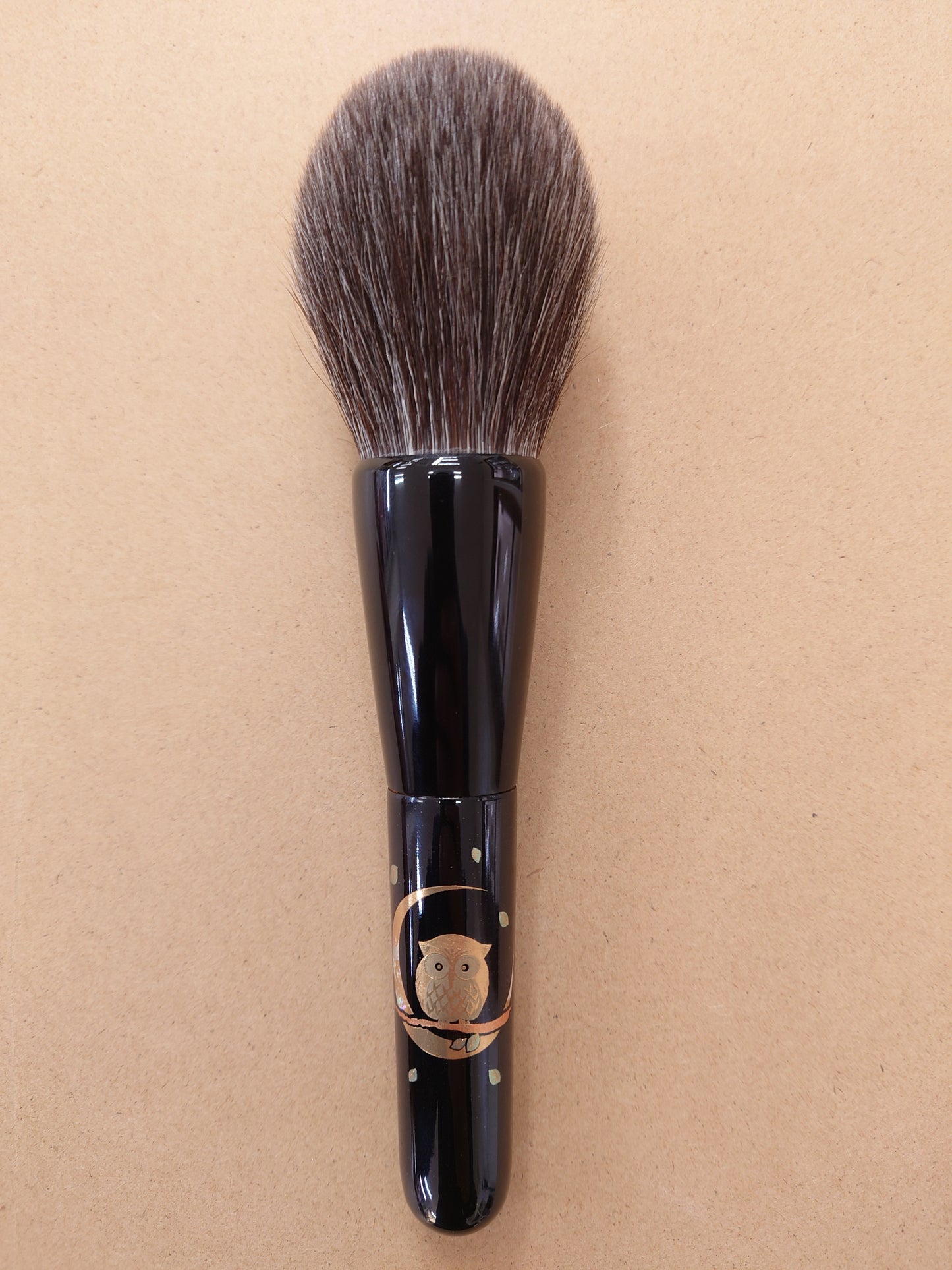 Chikuhodoxbobo face powder brush,jumbo round,gray squirrel mix saikoho,Makie handle owl