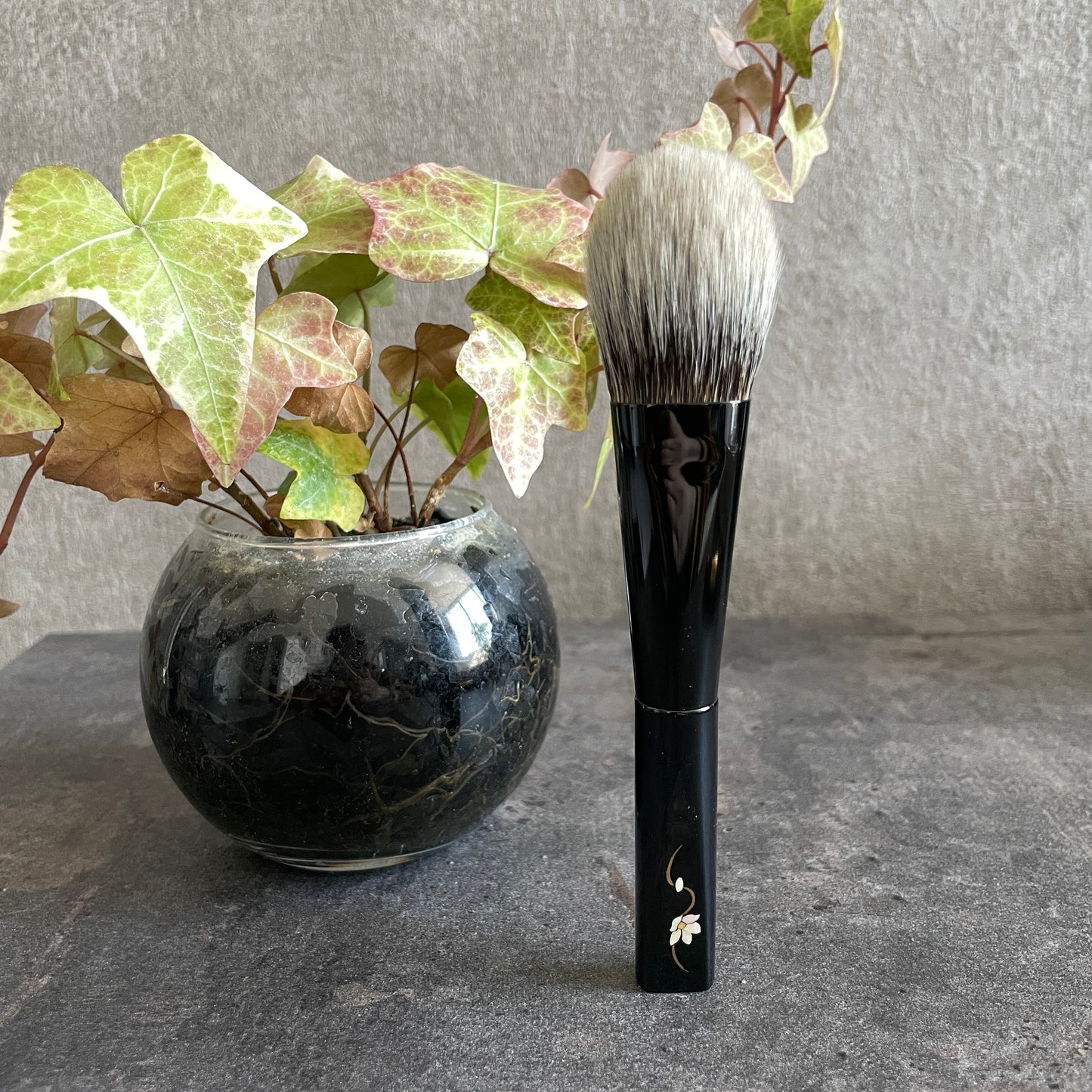 KOYUDO WCS cheek brush,flat round,white Canadian squirrel,by Yoshiki