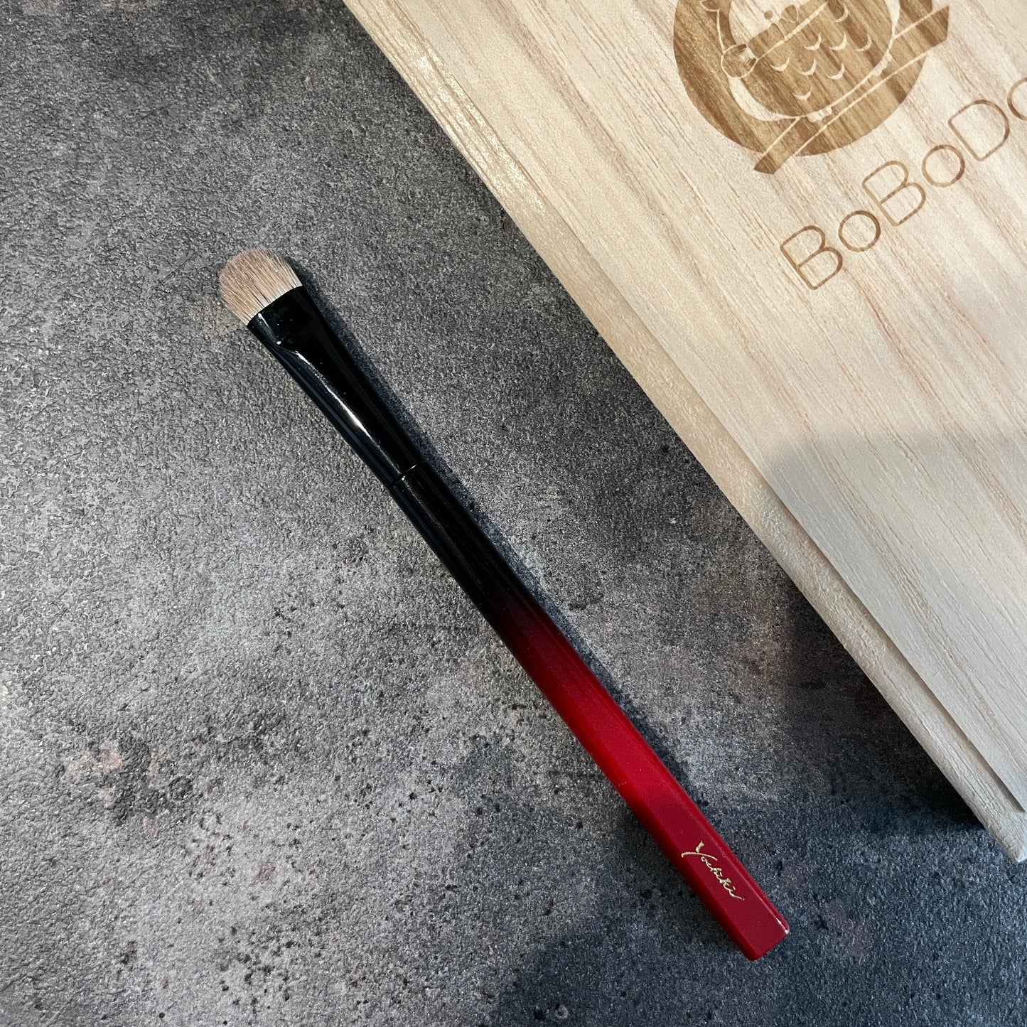 KOYUDO bobodo series eyeshadow brush,Red Canadian squirrel mix high grade saikoho
