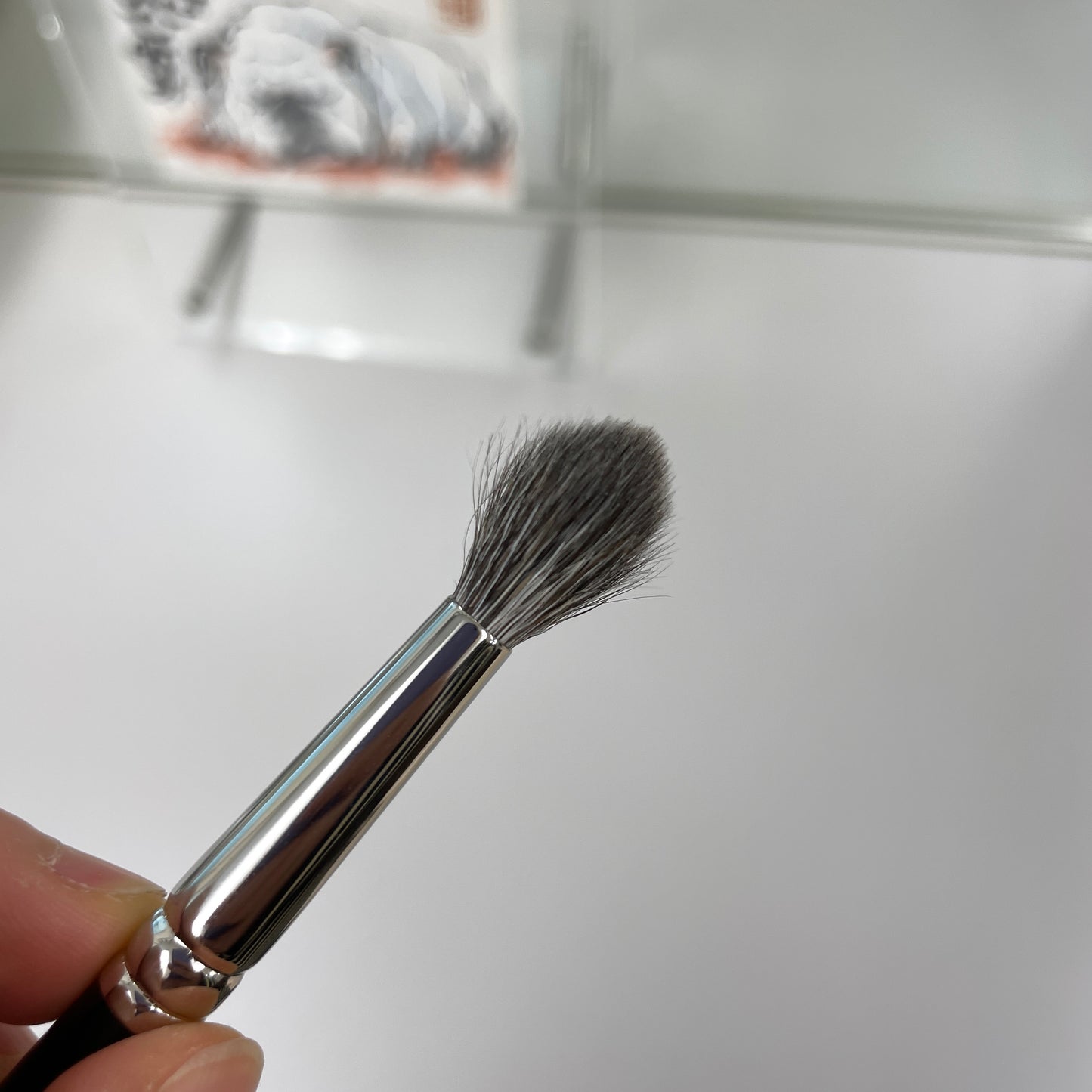 HAKUHODO G142A eyeshadow brush round blending brush gray squirrel mix goat