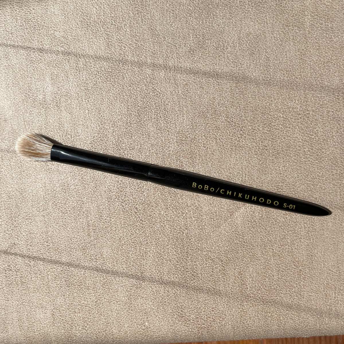 CHIKUHODOxBoBo eyeshadow brush S01