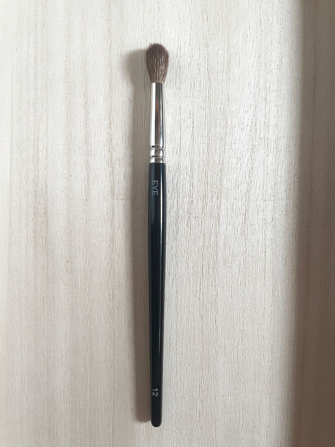 Number Eight Eye 12 eyeshadow brush blend round Dyed Saikoho