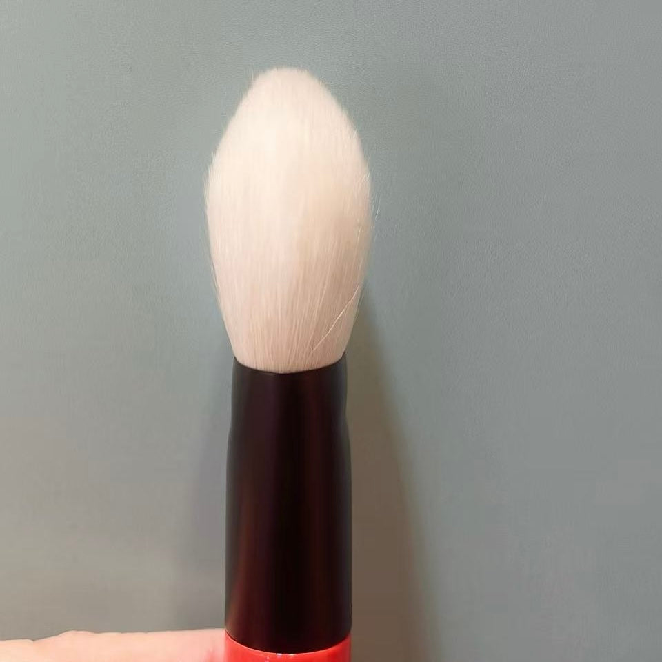 HAKUHODO cheek brush BK flat round S series PORTABLE goat hair