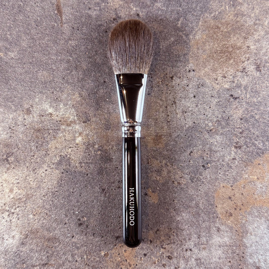 HAKUHODO older version Cheek Brush Limited Vintage Gray Squirrel