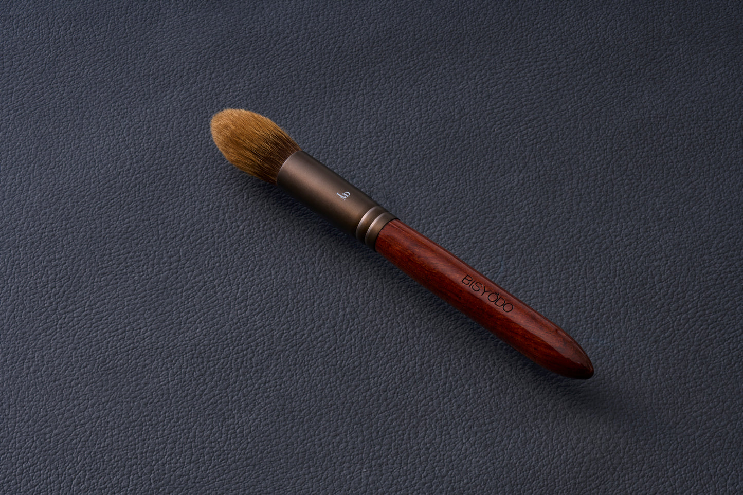 BISYODO Highlight brush  L-H01 limited edition Pine squirrel serise