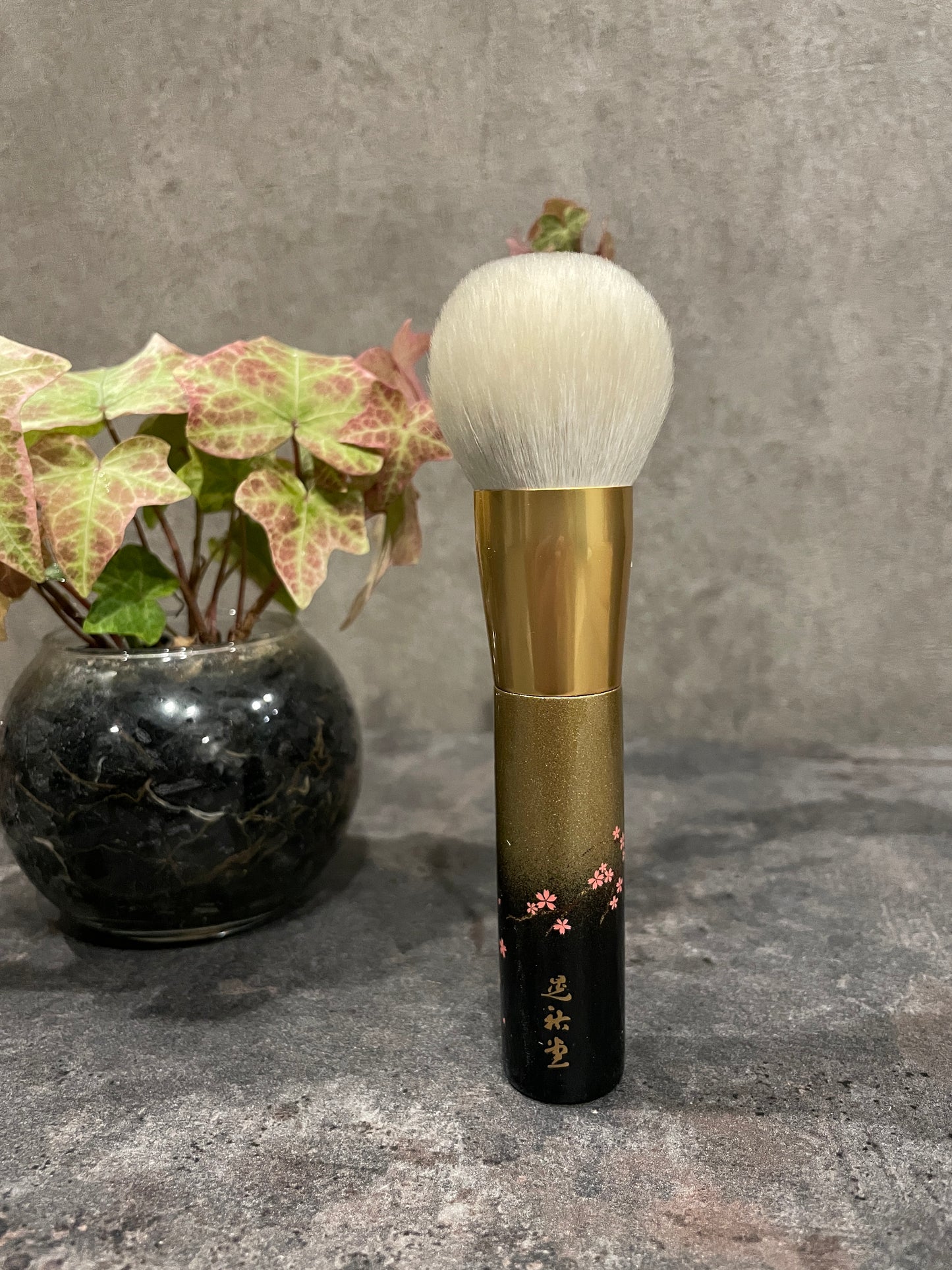 KOYUDO powder/fundation brush,limited Fuwafuwa,makie handle,high grand Saikoho