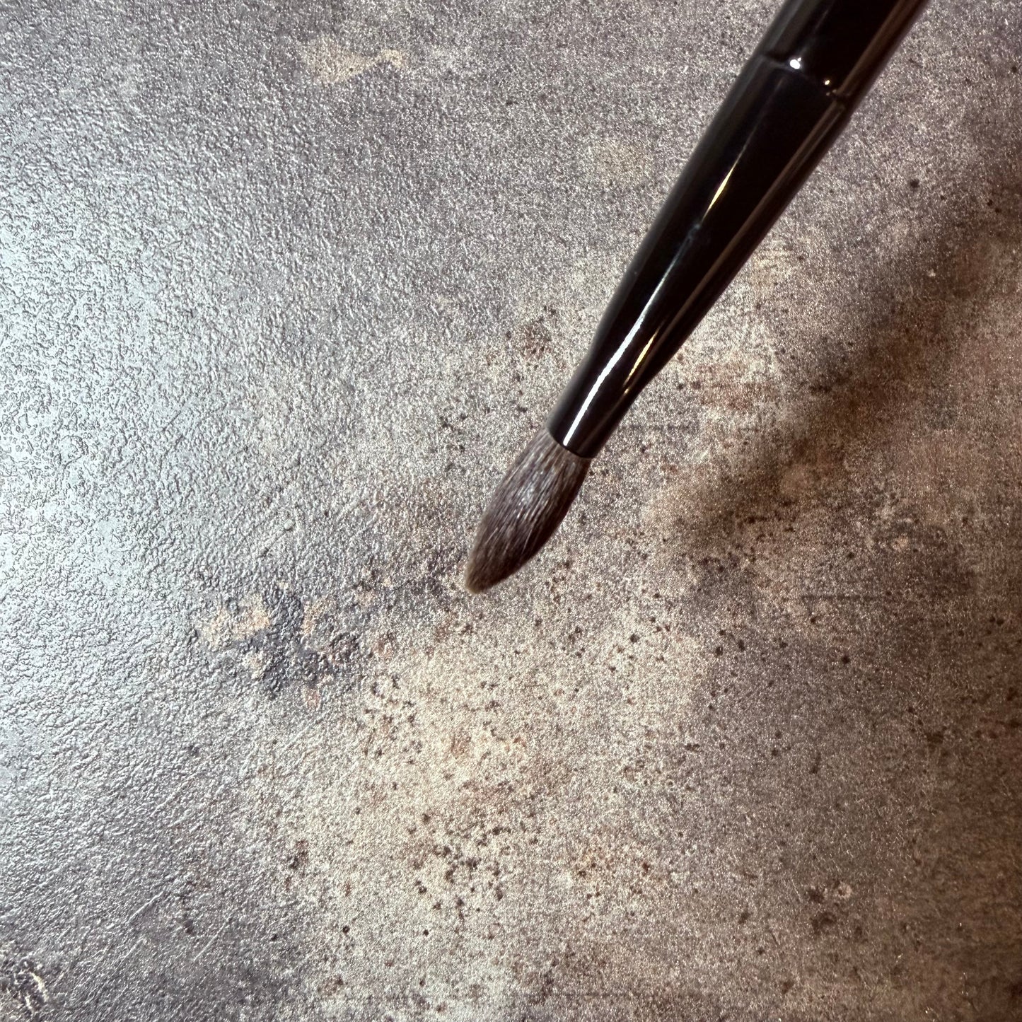 KOYUDO Limited Edition Eyeshadow brush Gray Squirrel