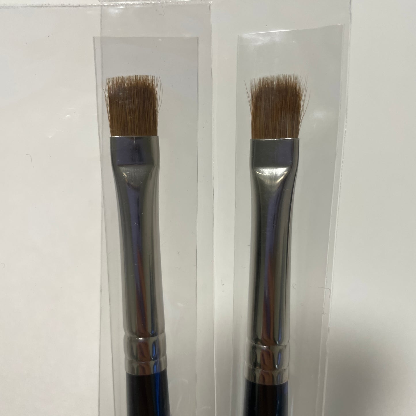 Number Eight outlet brush weasel eyeshadow brush made by Hakuhodo