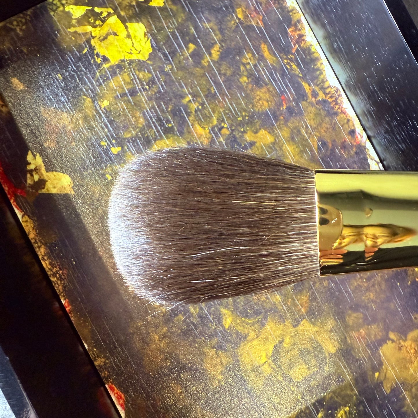 EIHODO GP-1 powder cheek brush flat round gray squirrel makie design