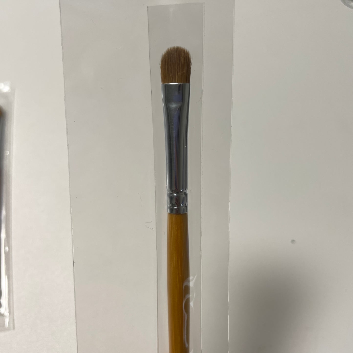 Number Eight outlet brush weasel eyeshadow brush made by Hakuhodo