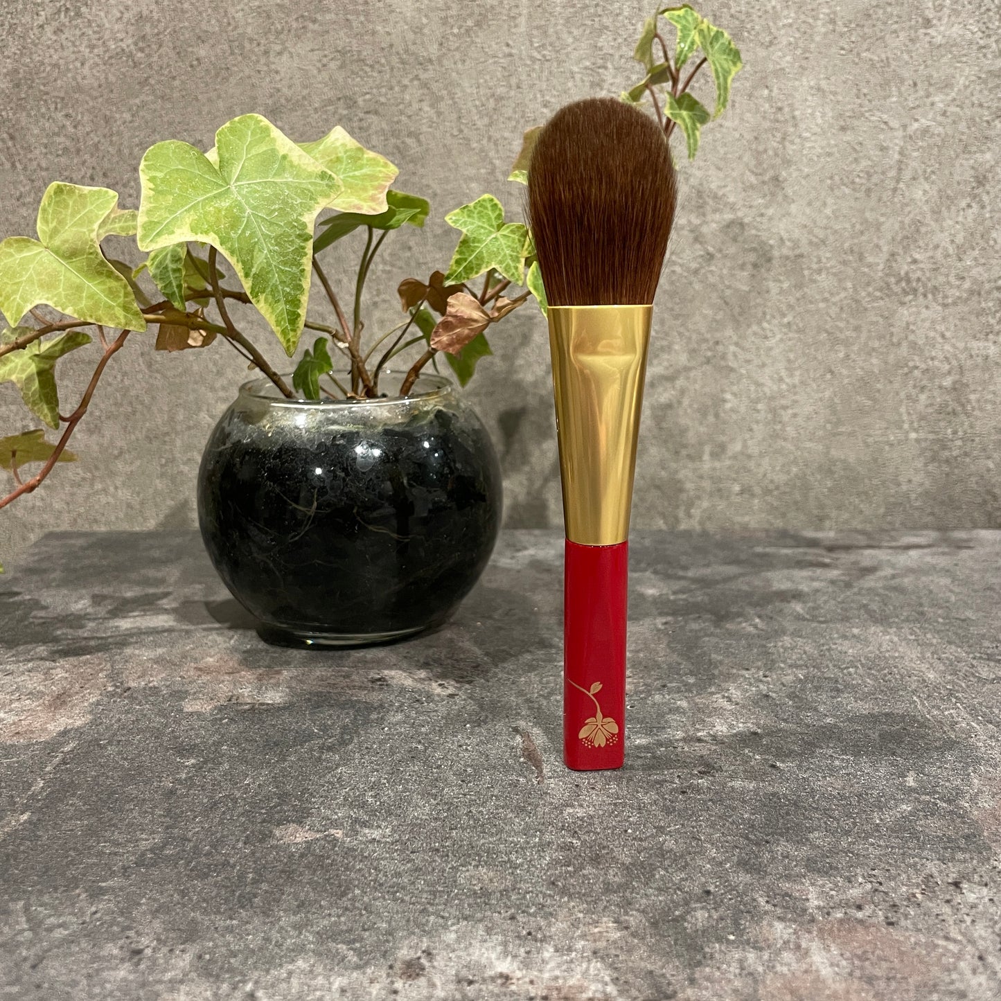 KOYUDO red squirrel cheek brush makie handle flat round