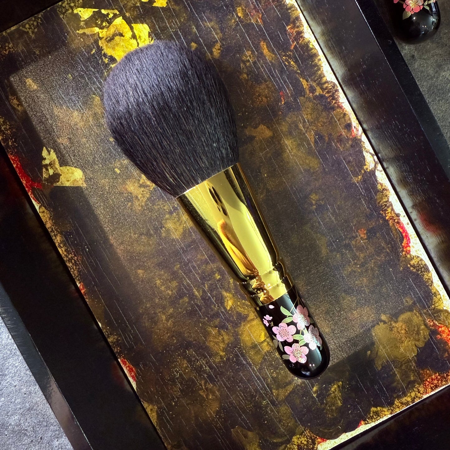 EIHODO GP-2 power brush flat round gray squirrel mix sokoho makie design