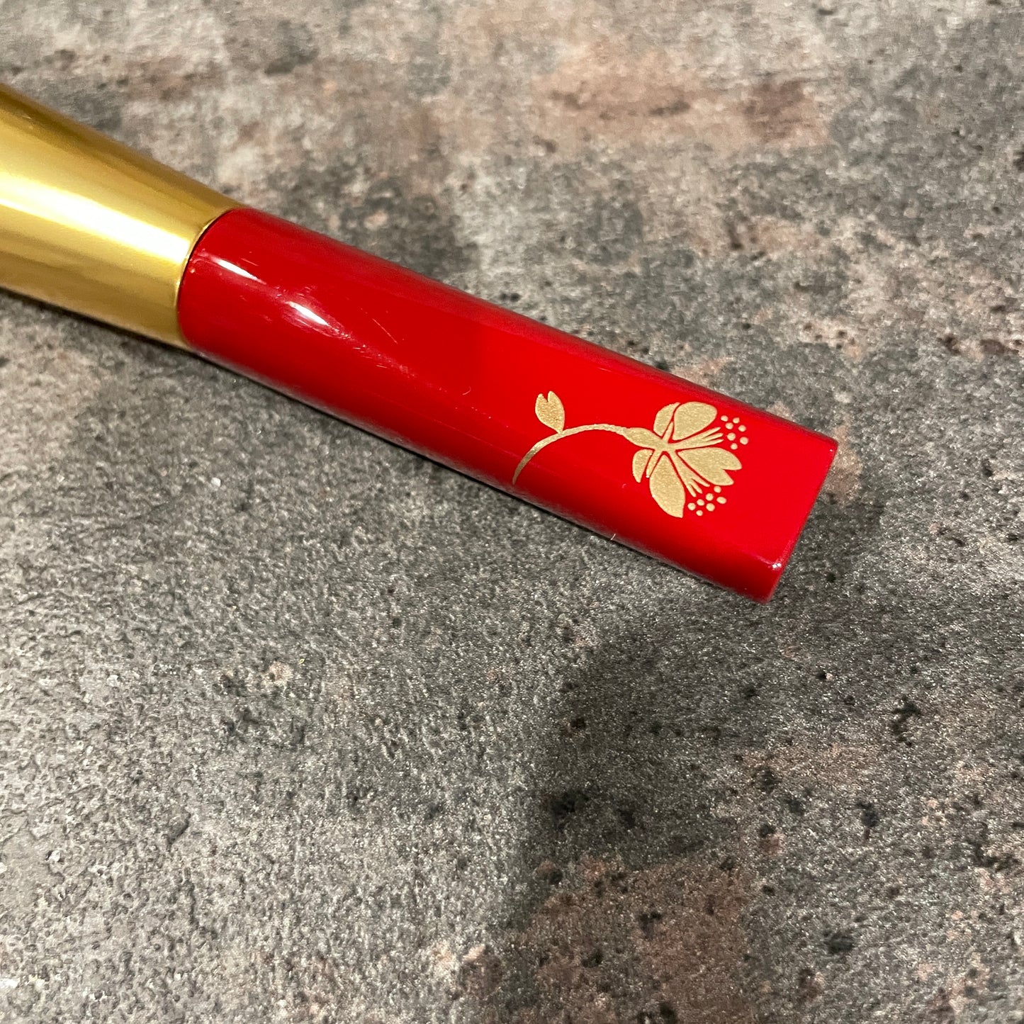 KOYUDO red squirrel cheek brush makie handle flat round