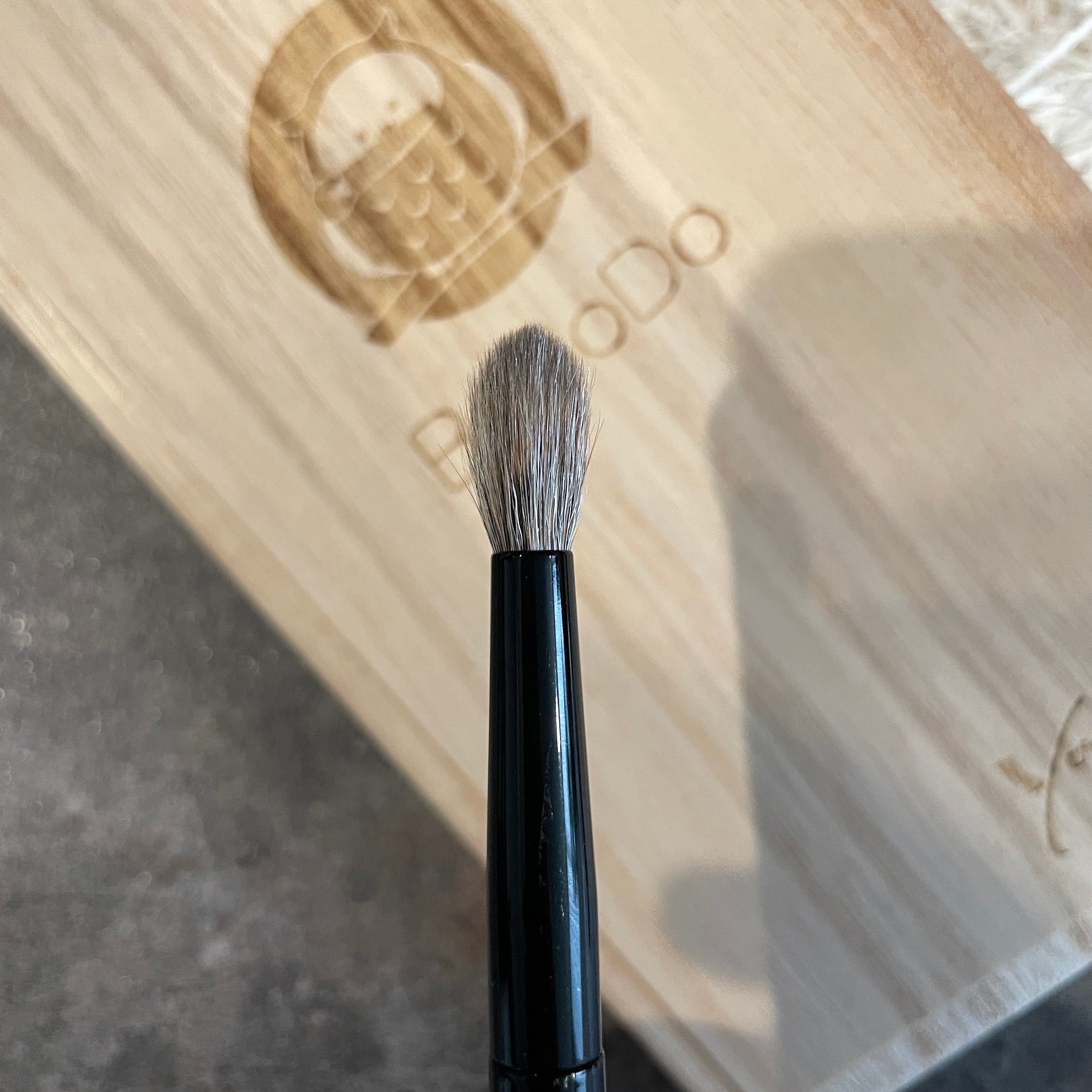 KOYUDO Collection H008 Squirrel Hair shops Kabuki Buffer Brush with Black Base Handle