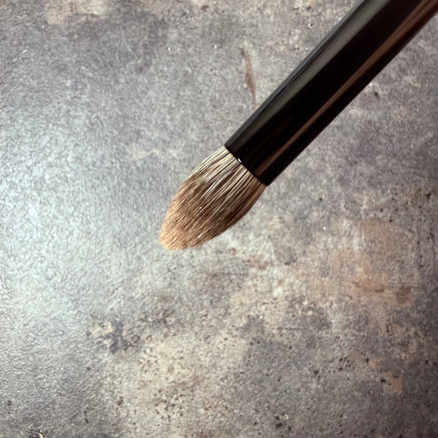 KOYUDO makeup brush Eyeshadow Brush L Round Silver Fox