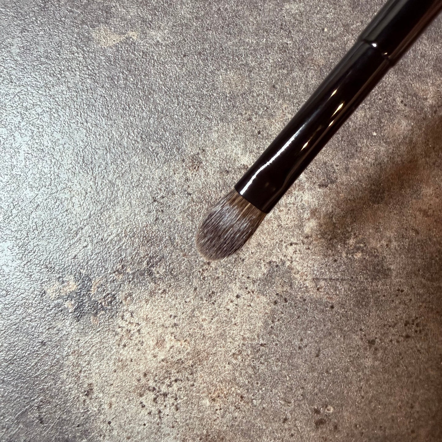 KOYUDO Limited Edition Eyeshadow brush Gray Squirrel