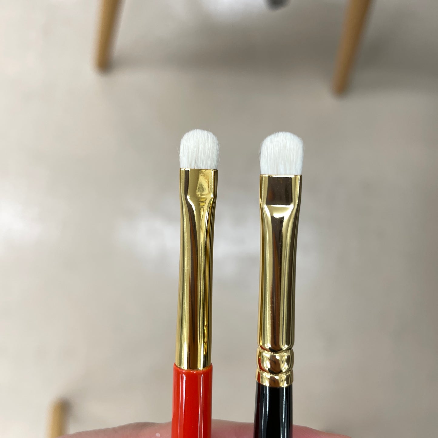 HAKUHODO S150 S151 eyeshadow brush white horse