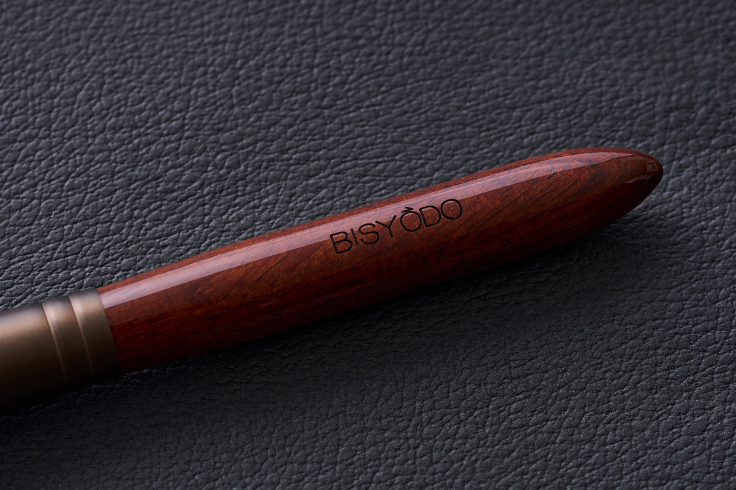 BISYODO Highlight brush  L-H01 limited edition Pine squirrel serise