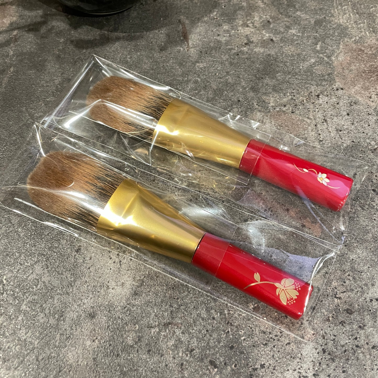 KOYUDO RCS face powder brush S,Red Canadian squirrel,raden lotus handle/Makie handle