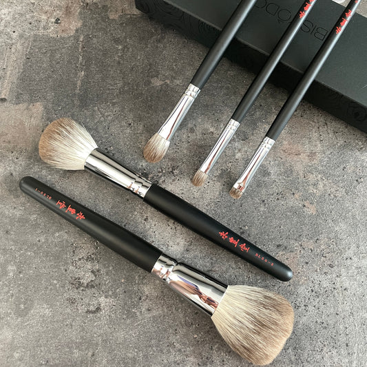 EIHODO BL30 serise makeup brush silver fox long handle