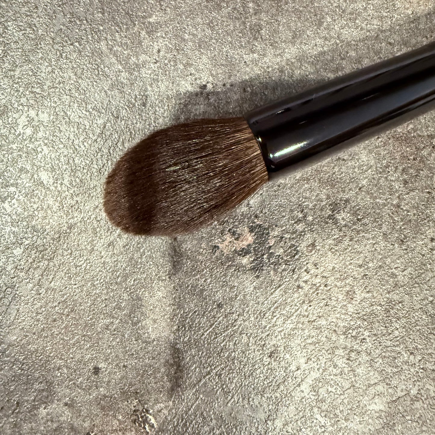 CHIKUHODO outlet makeup brush Z-2 cheek highlight brush gray squirrel