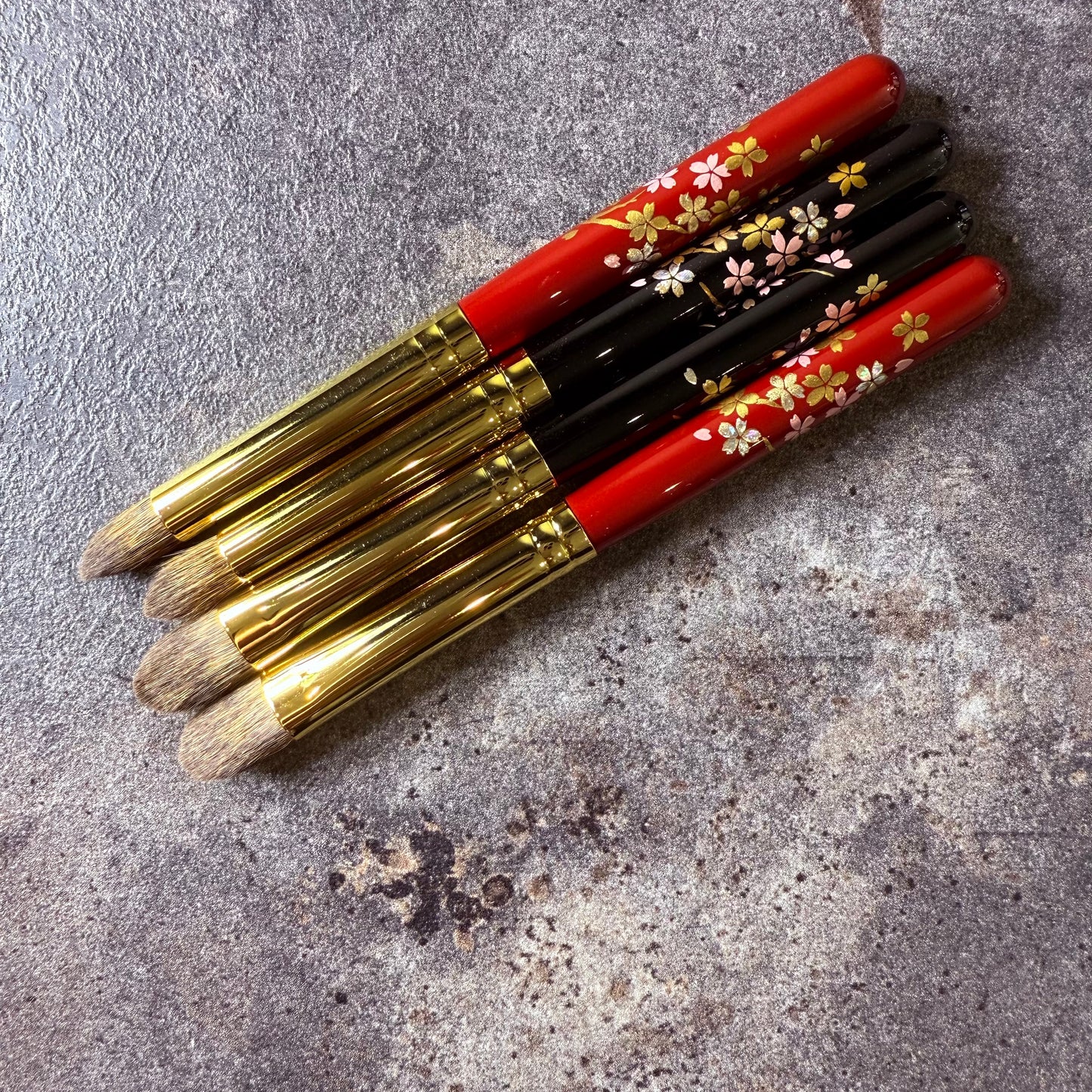 EIHODO WPS-8 eyeshadow brush M size Canadian squirrel makie design