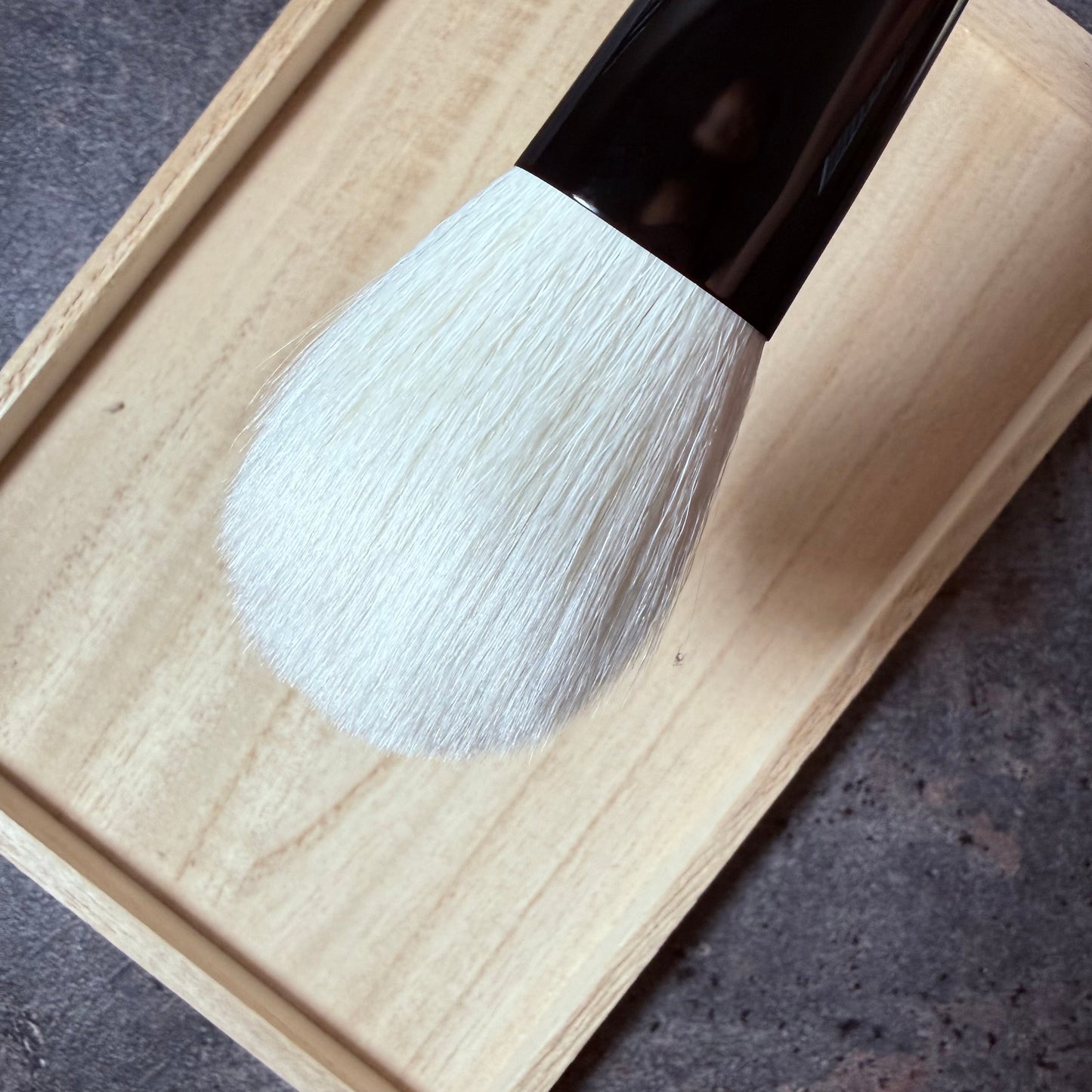 KOYUDO makeup brush Powder Brush S Flat round Saikoho