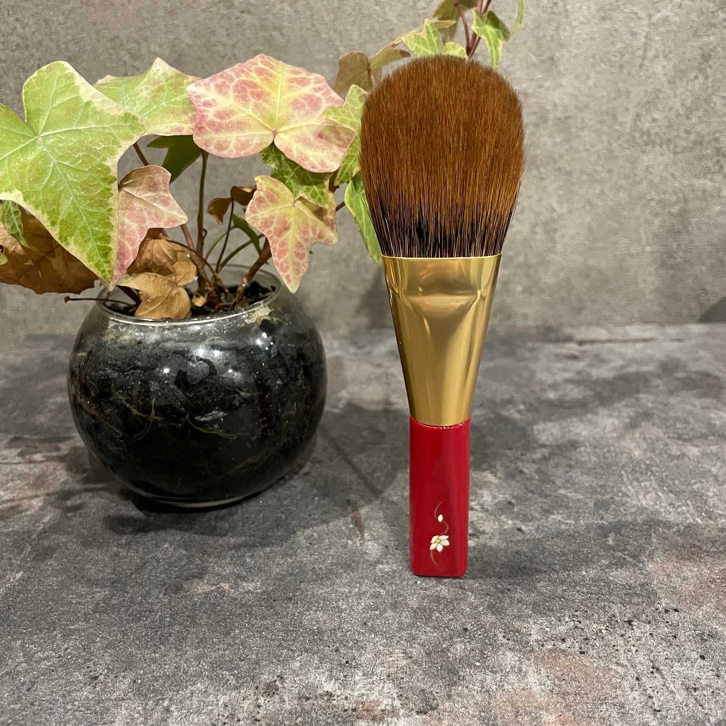 KOYUDO RCS face powder brush S,Red Canadian squirrel,raden lotus handle/Makie handle