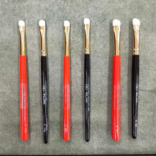HAKUHODO S150 S151 eyeshadow brush white horse