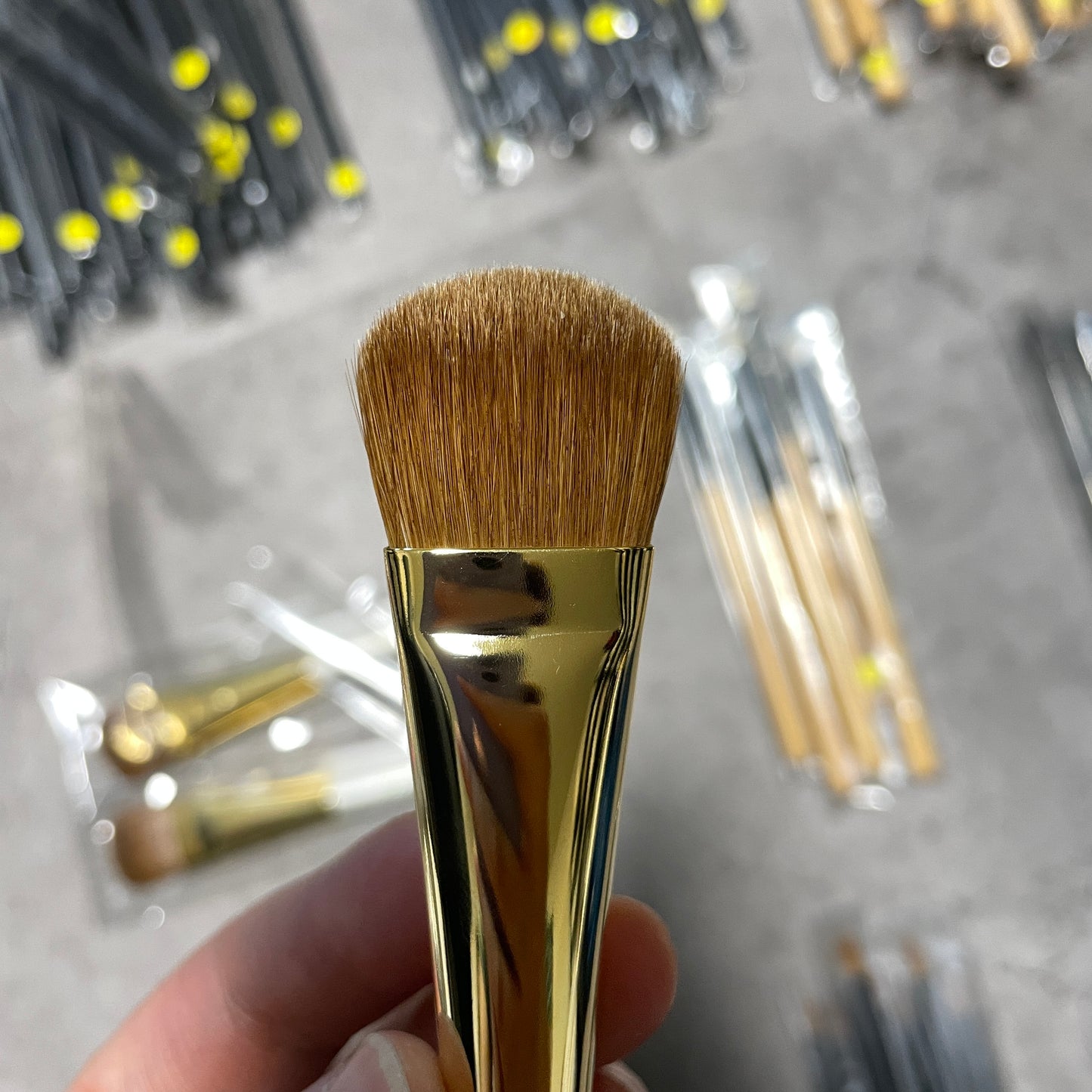 CHIKUHODO outlet foundation brush weasel