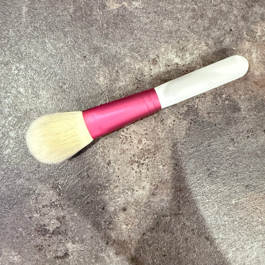 Number Eight outlet brush cheek brush J110 goat