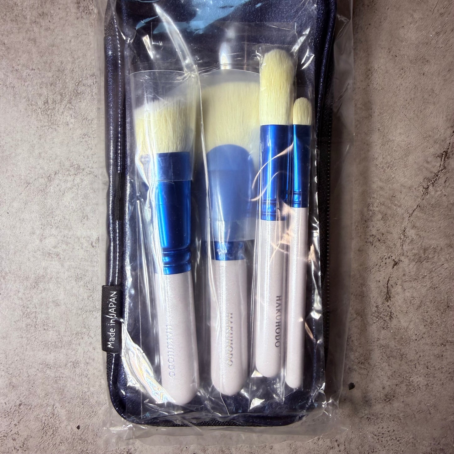 HAKUHODO limited makeup brush set