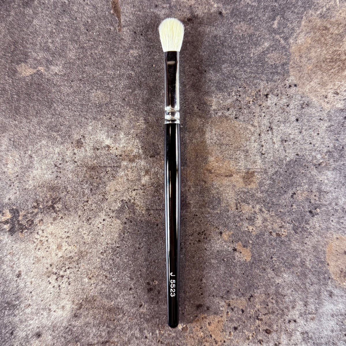 HAKUHODO older version J5523 eyeshadow brush flat round goat