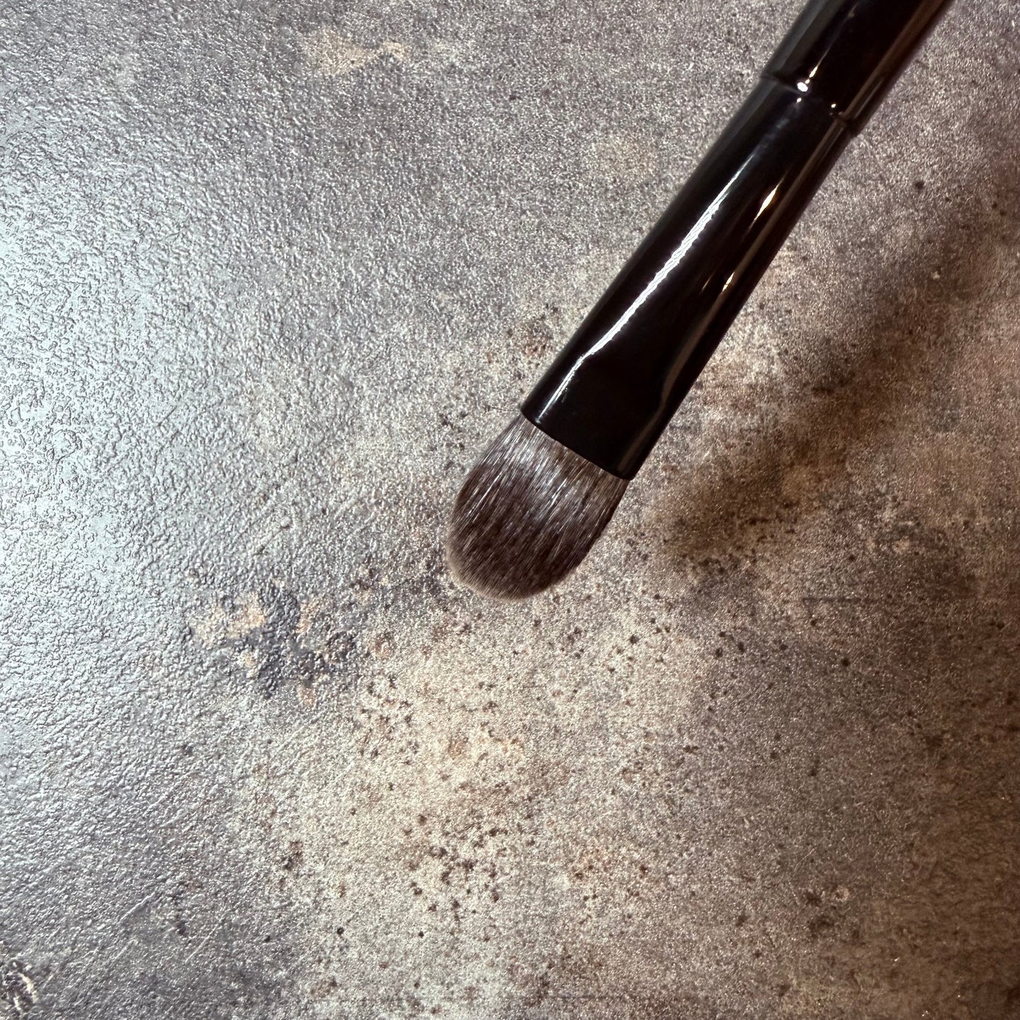KOYUDO Limited Edition Eyeshadow brush Gray Squirrel
