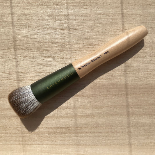 CHIKUHODO FO-2 Foundation brush,Flat top,FO series,Silver Fox