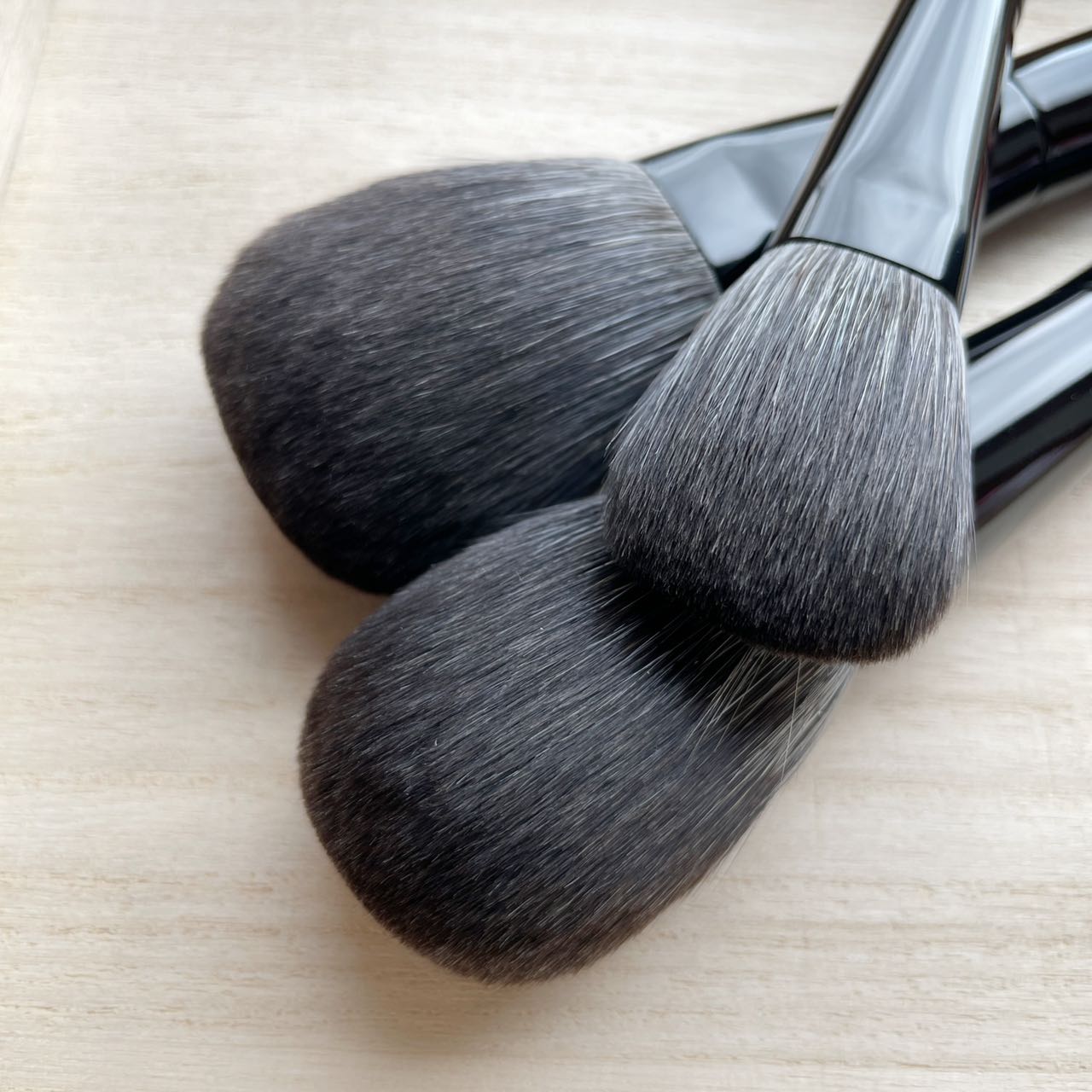 KOYUDO blue fox makeup brush by Yoshiki