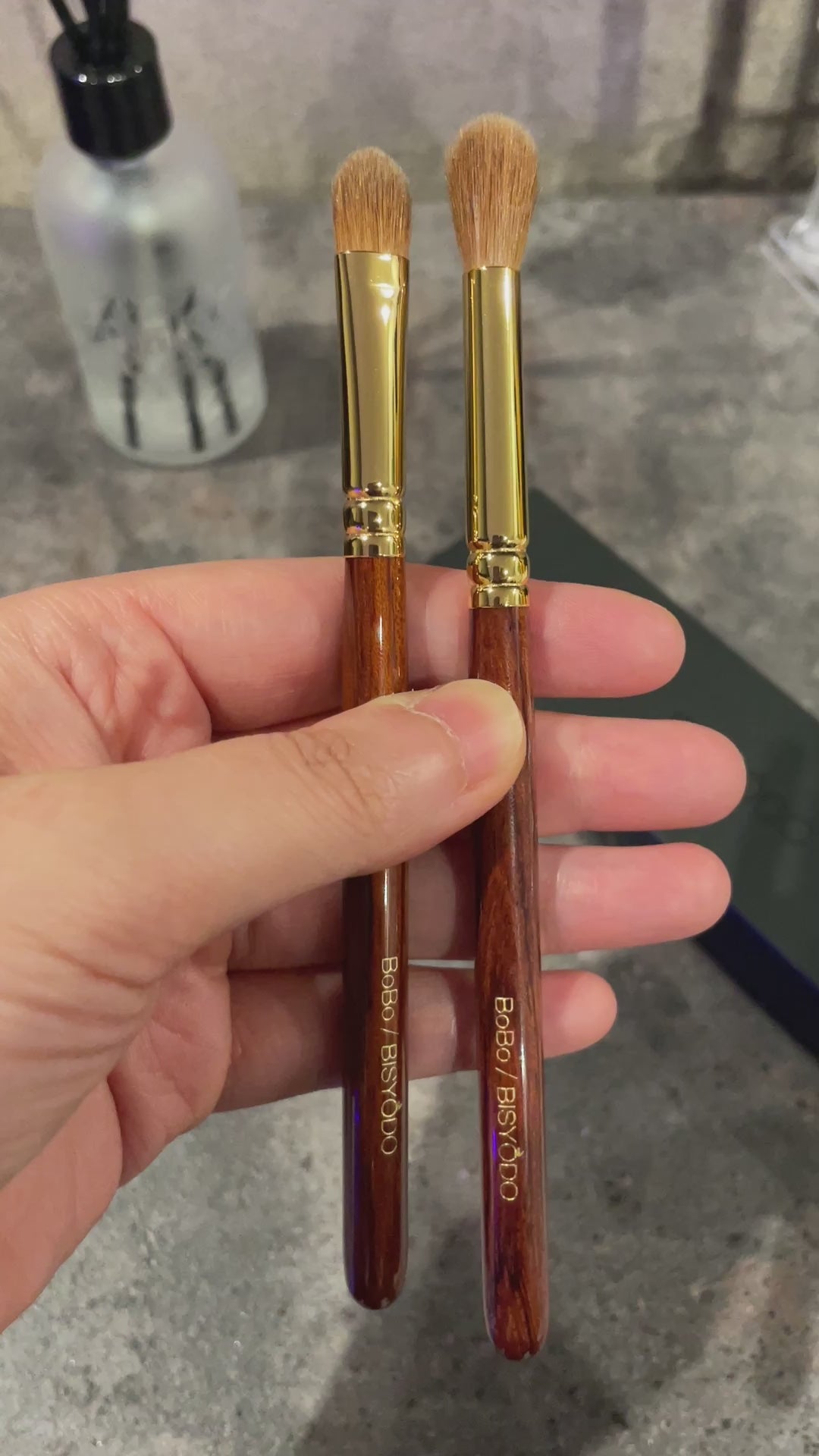 BISYODO bobo collaboration eyeshadow brush M,blending brush